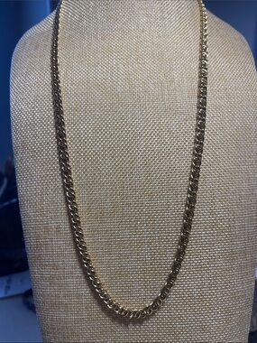 Vintage Monet thick gold-tone double curb link necklace - 30”